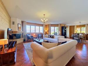 Apartment Myosotis Est by Interhome
