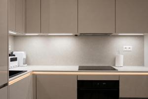Metropolis - Infiniti Apartment - FREE PARKING