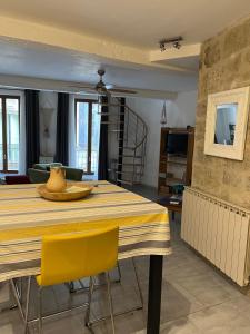 Appartement tout confort centre historique Pezenas