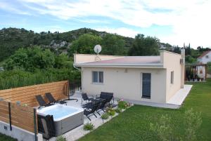 Rest House ZEN