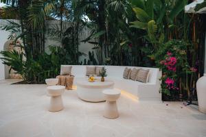 Villa Olivara Seminyak BALI Luxury Mediterranean 3BR Pool Villa
