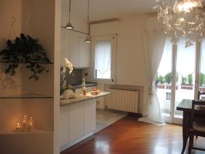 Venice Vibe is a twobedroom flat 22 min from Venice