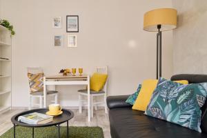 Ogarna Main Old Town by Downtown Apartments