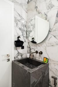 Excellent 01 apartment in the center of Athens