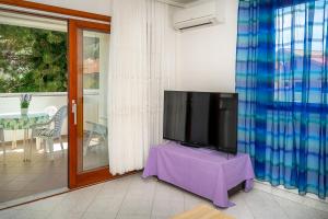 Apartment Anka with Balcony