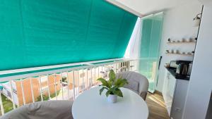 Seaside Studio Retreat in Benalmádena