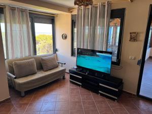 Golem Seaview Apartment
