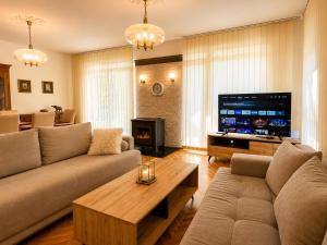 Royal Vila Negotin - Private Parking, Garden and Terrace