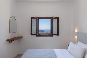 One bedroom Apartment-Sleeps 4 -Sea View-Parking