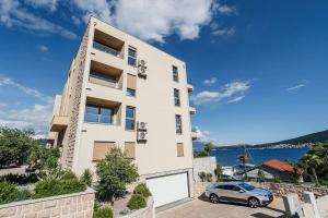 Adriatica sea view apartment