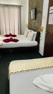 Le Petit Hotel & Restaurant