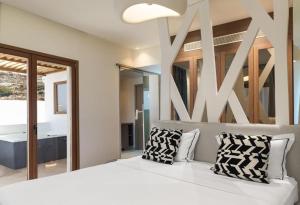 LYO II Boutique Suites