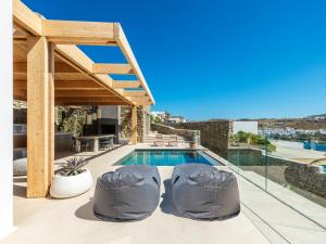 Villa Lilium III - Panoramic View over Psarou Bay!