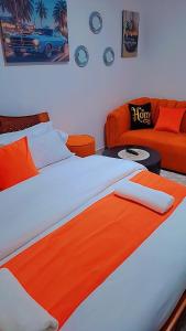 The Orange Loft Near U S Embassy &UN
