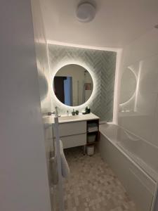 Appartement avec piscine chauffée et Tennis proche Deauville