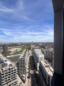 Milan Skyline Apartment - A 22nd-Floor