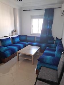 Blue City Mountain View & Spacious Apartments