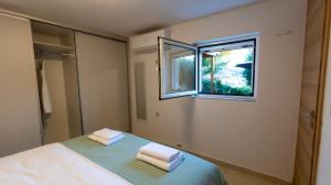 Arothea Beachside House