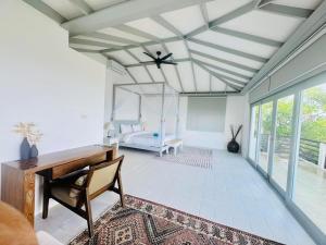 Choeng Mon 4-BR 3-Storey Infinity Pool Villa Koh Samui VVS36