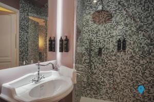 TriplyRooms Collection - Roma Condotti