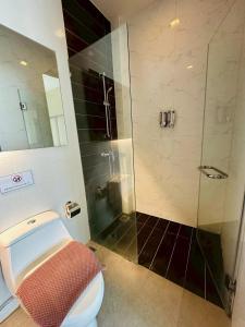The Splash & Stay Pool Villa l 6BR l 5BA l Stay12