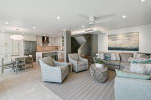 1183 Beach Walker