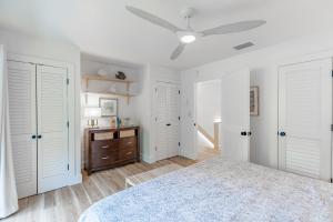 3025 Club Villas