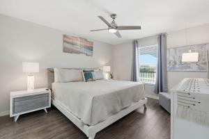 D-225 - End Unit - Serene Views -Updated