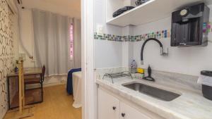 WiFi AC 5 min to VLT Metro Ideal for work and tourism