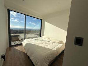 Casa Rocas Mirador, Pool and Ocean View