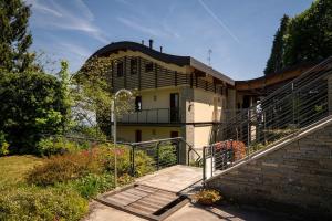 Lakescape - appartamento con terrazza, vista e piscina