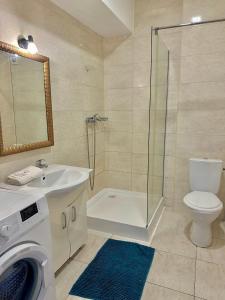 Acqua Santa Summerland Apartments