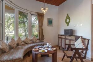 3BHK with pool Deshco Villa Cedar, Lonavala
