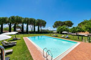 GuestHost - Il Casale dei Gelsi - 7 Apartments with Pool & Garden