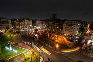 Spacious 3BD Apt with stunning view