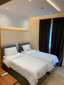 SR99 Hotel
