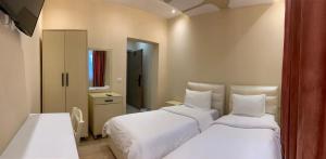 SR99 Hotel