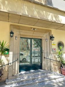 Seaside Elegant Studio