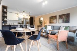 Apartamento en Las Condes frente a parque araucano, Con Calefacción