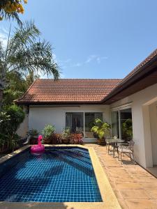 VIEW TALAY VILLA POOL HOUSE 22