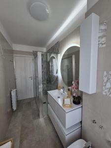 Enó, La tua casa anche lontano da casa