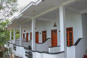 The folly Arugambay