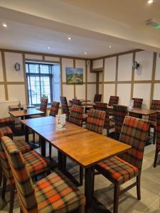 The Crosswater Pub, Restaurant and Rooms