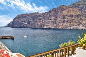 2-BDR Patti Apartment in Los Gigantes