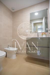 Casa Genis Ivan Luxury Homes bajo NORTE 2ªLinea