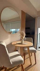 Modern apartment Bordering San Isidro View balcony
