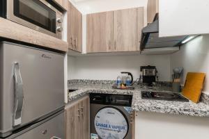 Anza Horizon Terrace, Modern 2BR Espresso