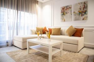 C110- Stylish and Bright Apt in City Center - Maarif