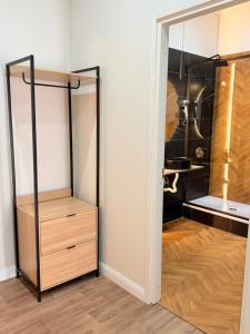 Pisacane Familys Rooms