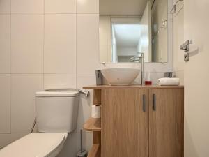 Santa Ana Apartment with Private Parking near Hospital